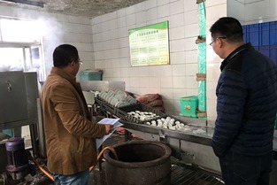 平潮镇卫生所开展餐饮具集中消毒服务单位专项监督检查 筑牢食品安全防线